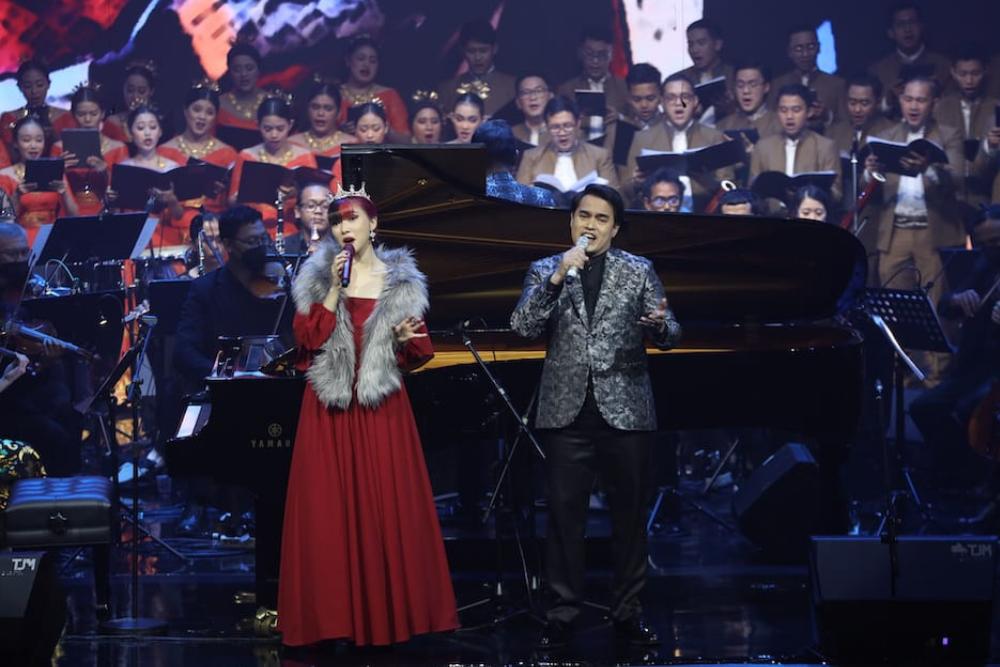 Pecah Konser Simfoni Untuk Bangsa Gandeng Isyana Sarasvati