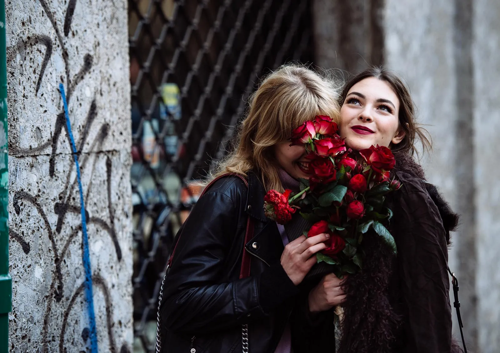 14 Orang Menjawab Makna Hari Kasih Sayang Buat Mereka