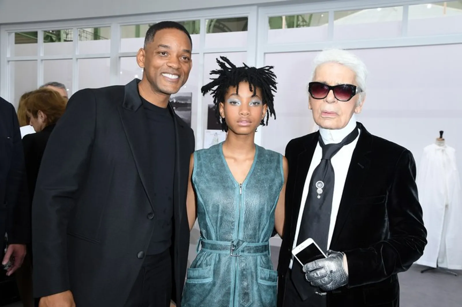 Sweet! Willow Ditemani Will Smith Di Acara Chanel Couture