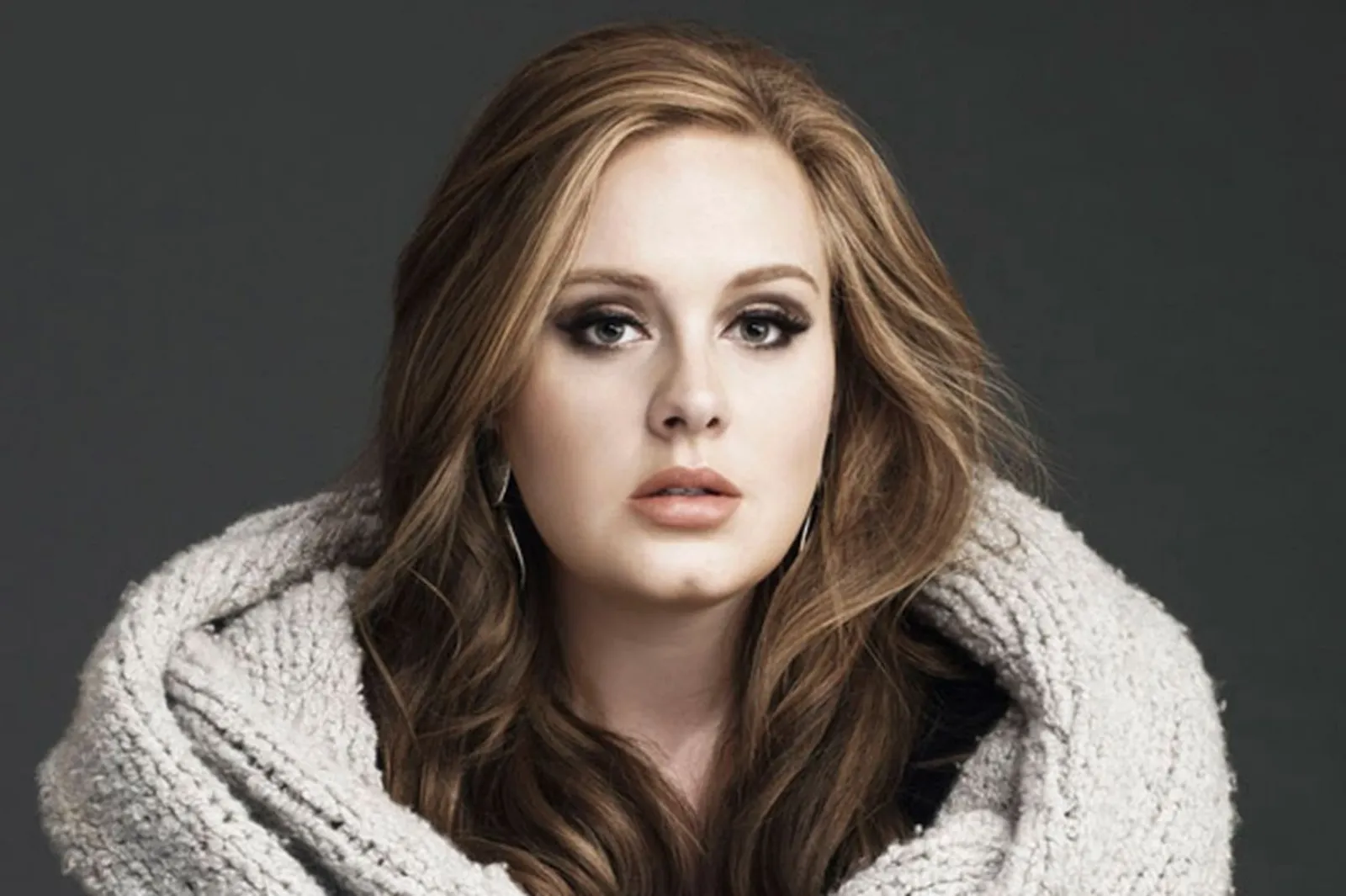 Demi Mengurus Anak, Adele Stop Mengadakan Tur Selama 10 Tahun!