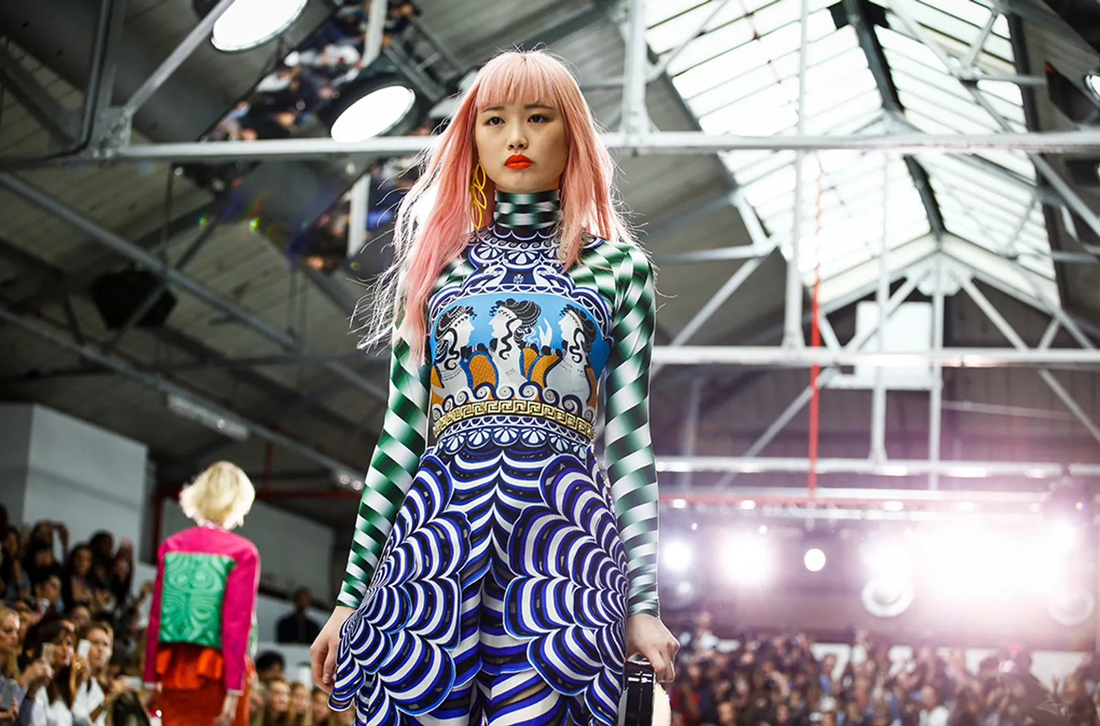 15 Hal yang Nggak Boleh Kamu Lupakan dari London Fashion Week!