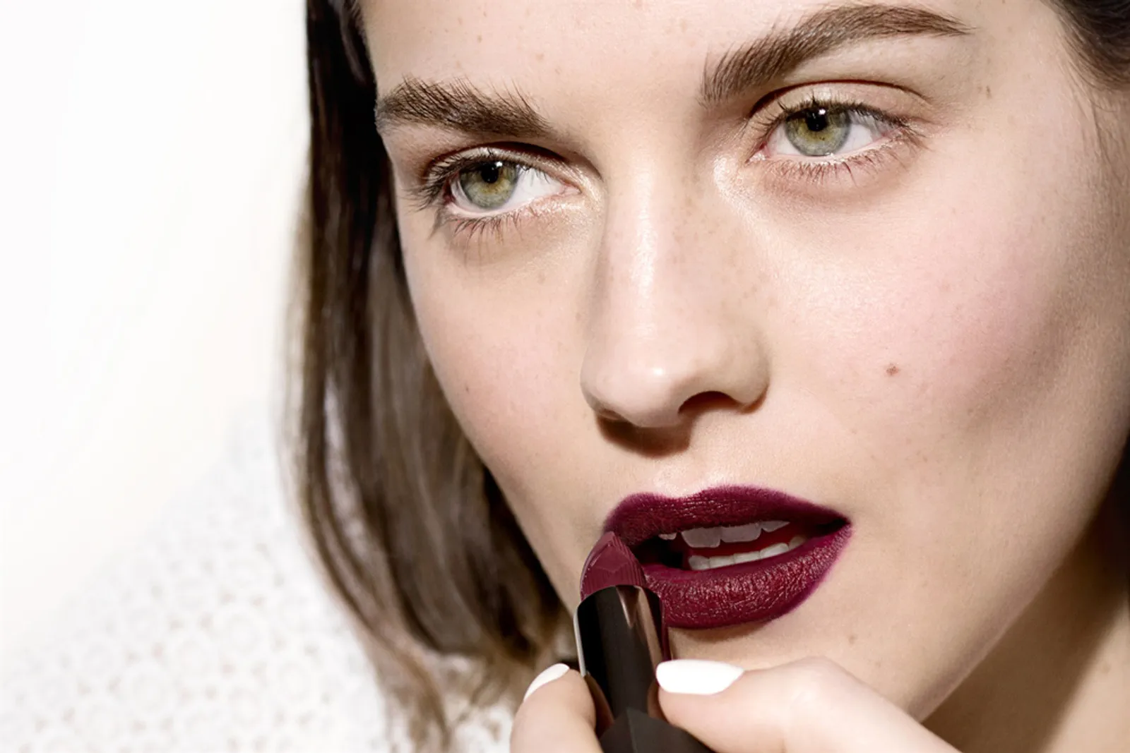 Yuk Coba! Inilah 5 Produk Rekomendasi Lipstik Matte Terbaik dari Brand Lokal