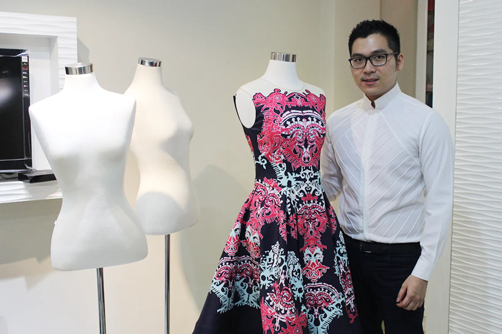 Sekilas Koleksi Dress Cantik dari Albert Yanuar untuk Jakarta Fashion Week 2017