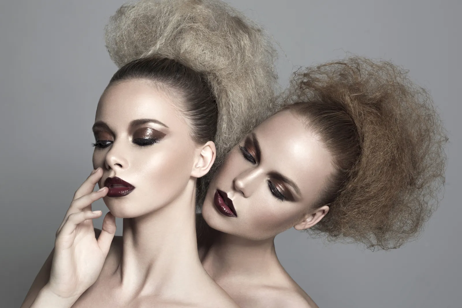 Jangan Mudah Percaya dengan 7 Mitos Makeup Ini