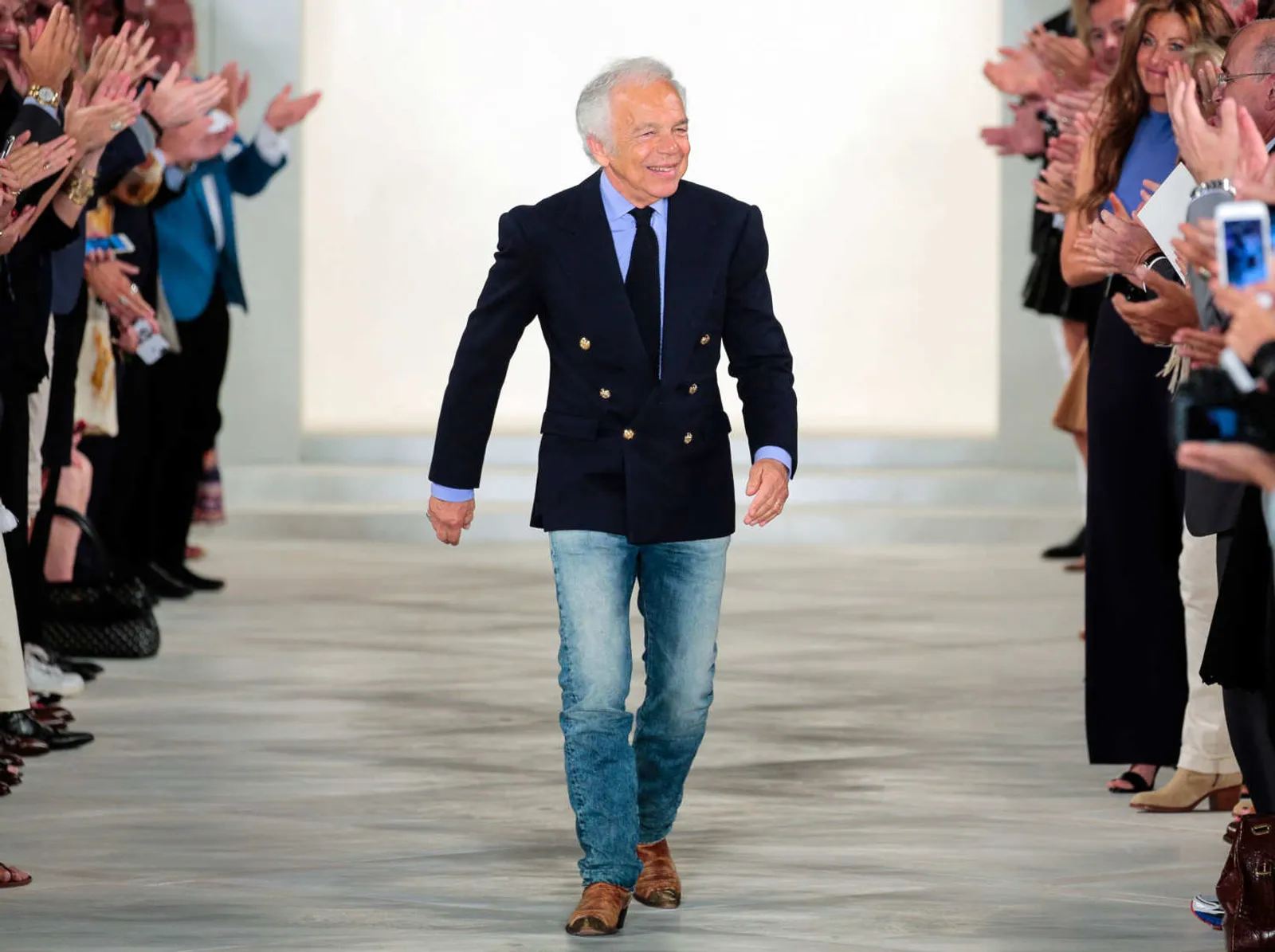 Ralph Lauren Mendapatkan Outstanding Achievement Award dari British Fashion Council
