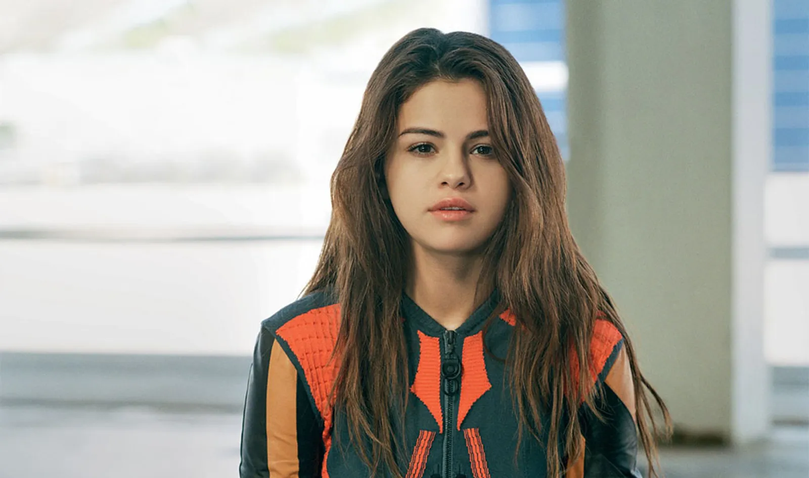 Mirip Selena Gomez, Inilah Tandanya Kamu Terobsesi dengan Mantan