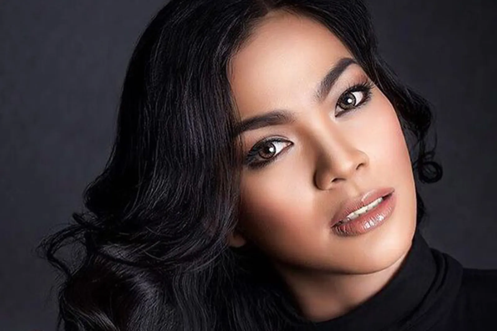 Inilah Perjuangan Membanggakan Kezia Warouw pada Ajang Miss Universe 2016 di Filipina