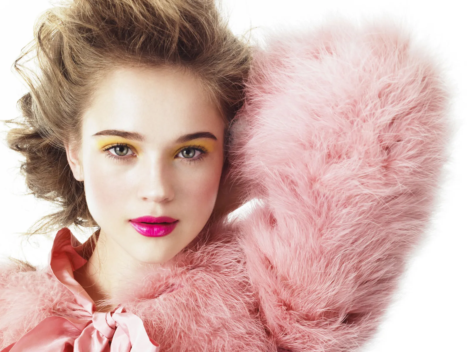 6 Lipstik Pink Ini akan Membuat Tampilanmu Makin Manis di Hari Valentine