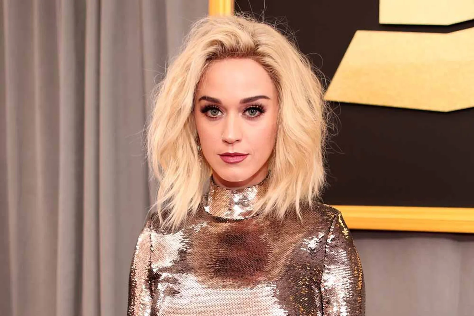Sering Gonta-ganti Warna Rambut, Ini Tips dari Katy Perry yang Bisa Kamu Tiru!