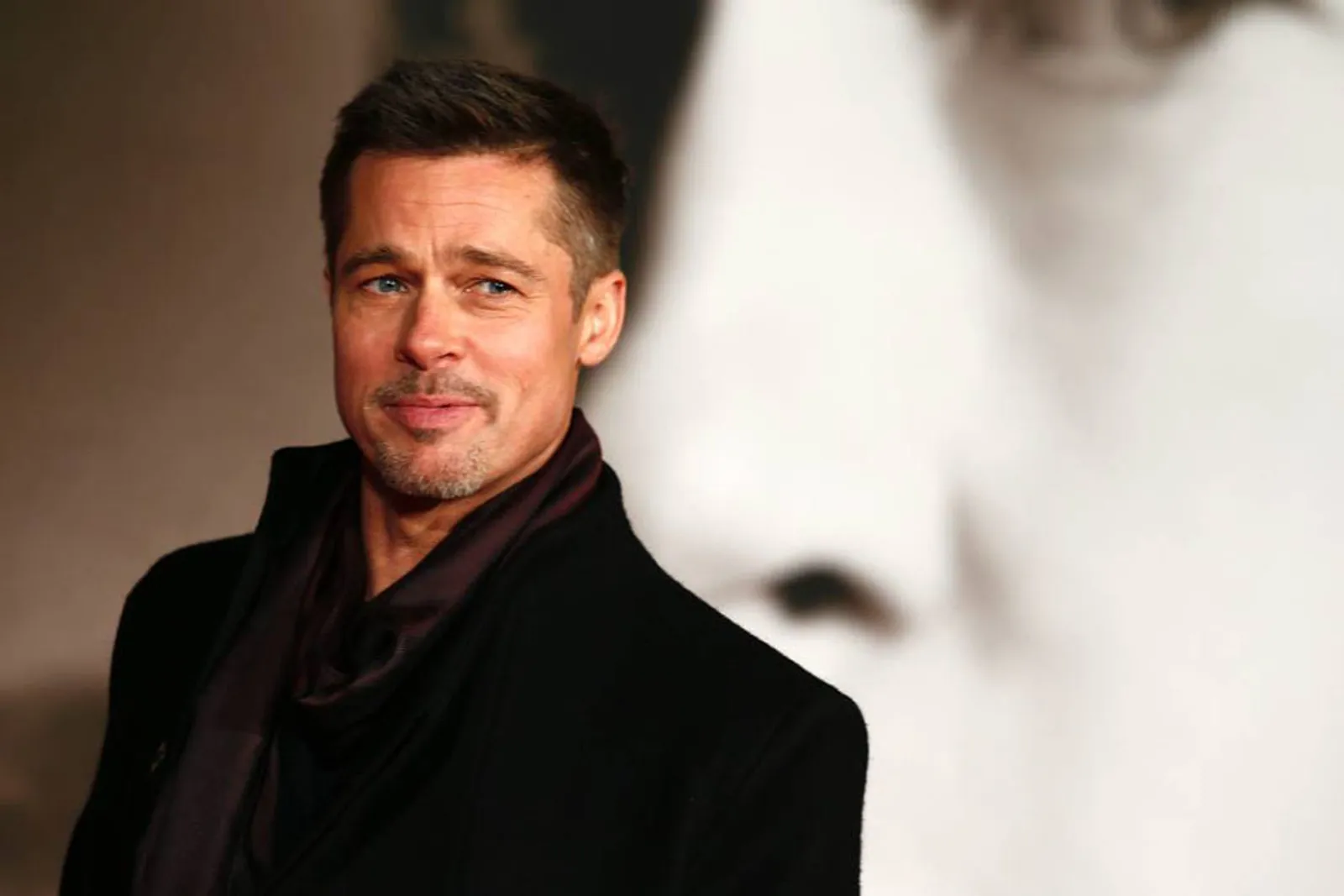 Bikin Bangga! Begini Cara Cerdas Brad Pitt untuk Move On dari Angelina Jolie