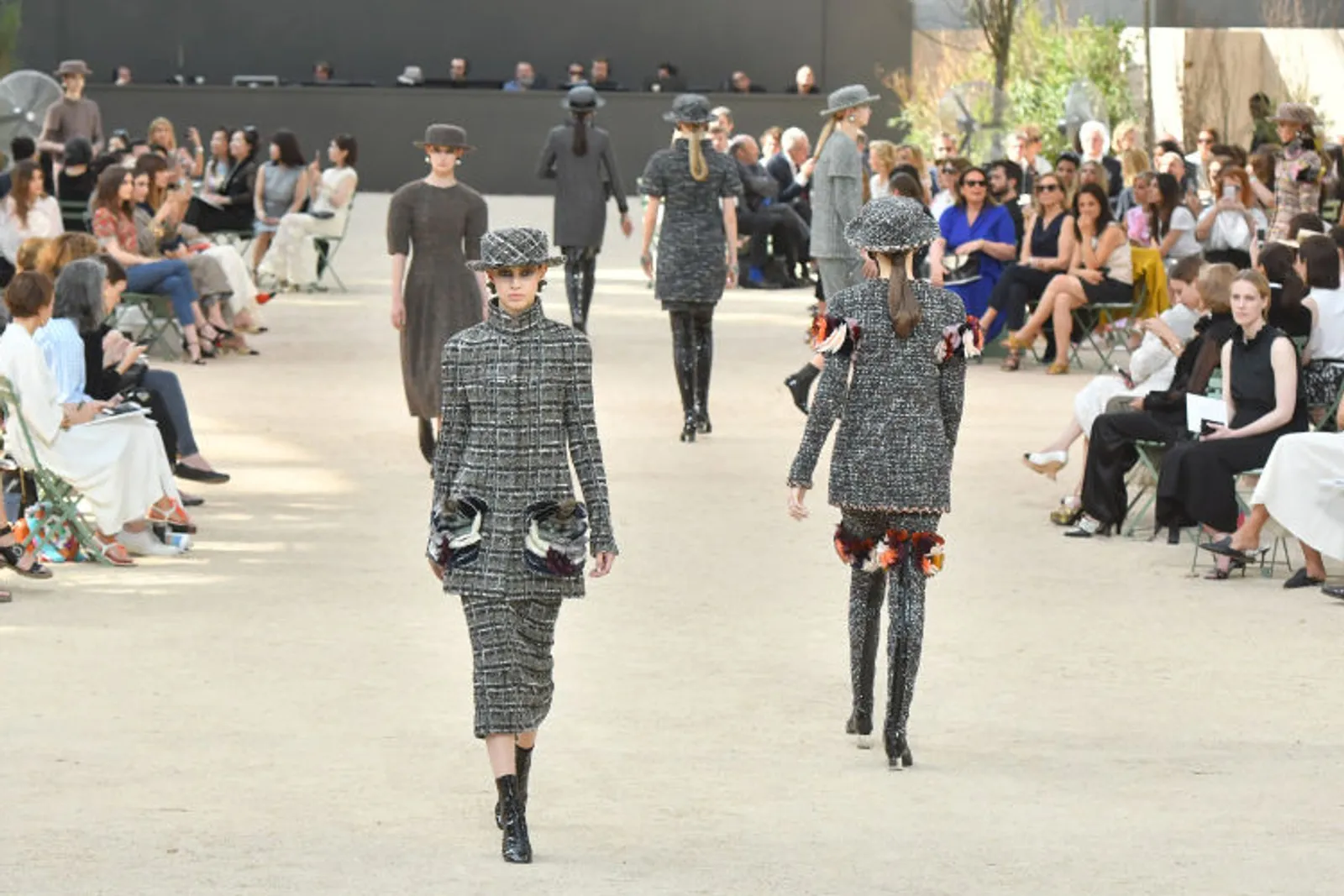 Ini 6 Hal yang Harus Kamu Tahu Tentang Chanel Couture Show