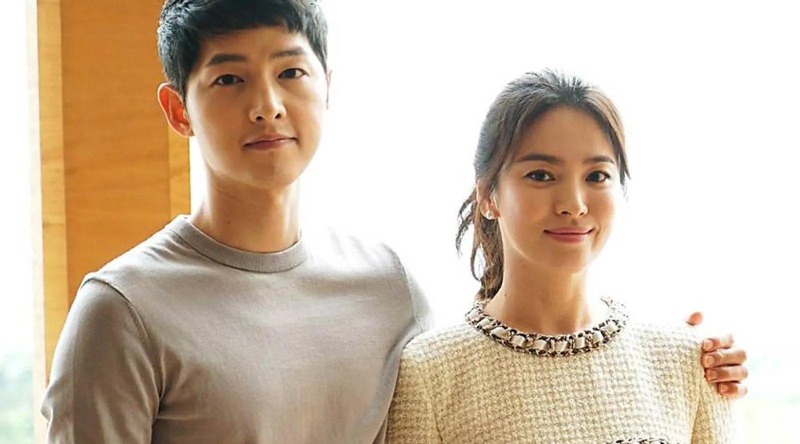Joong Ki dan Hye Kyo Pacaran Sebelum Drama Descendants of The Sun