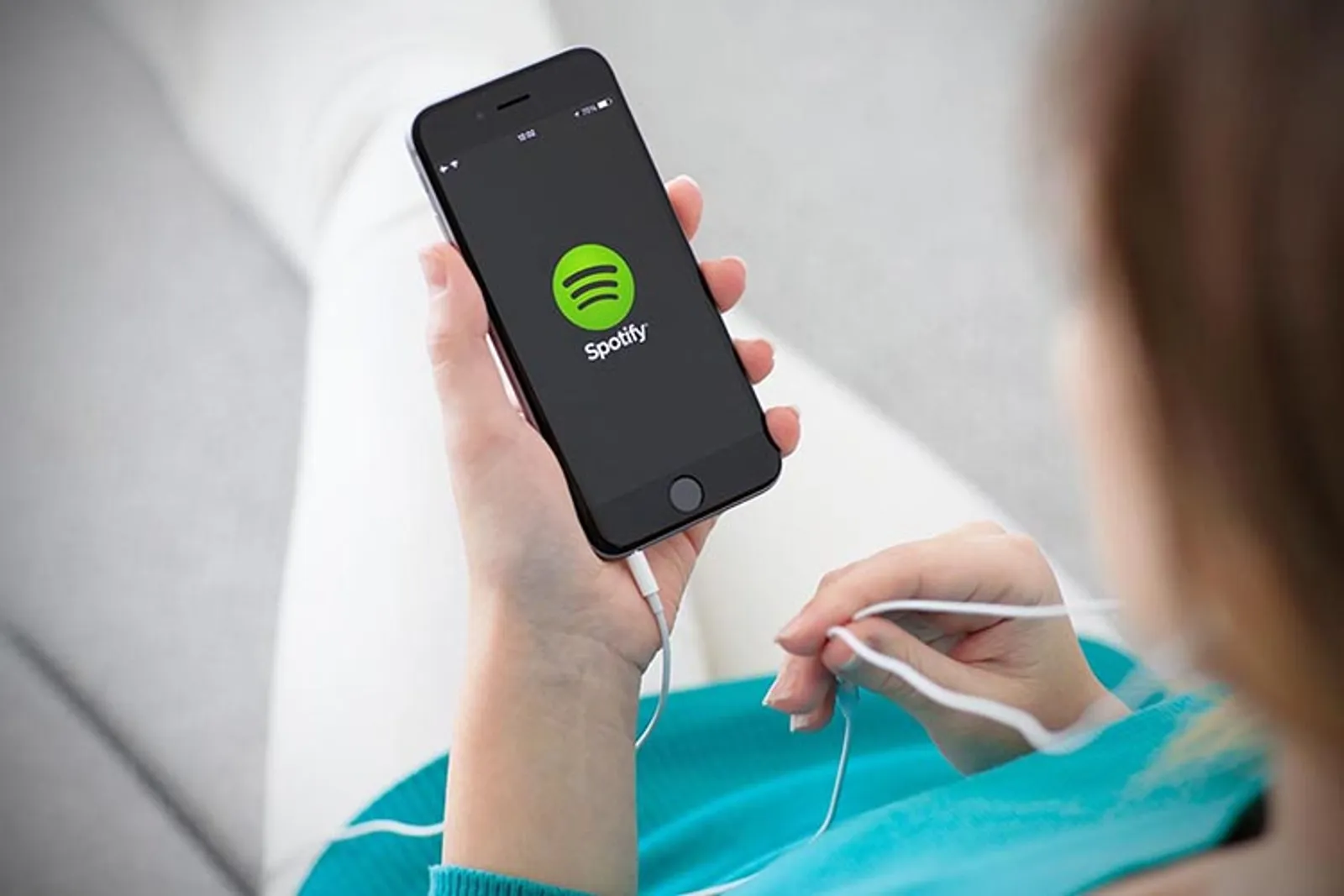 Penuh Kode, Cewek Ini Minta Putus Lewat Playlist Lagu Spotify