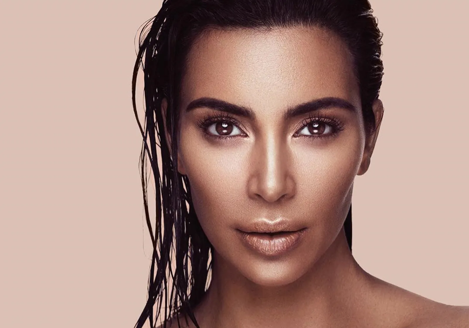 Waduh! Kim Kardashian Dituduh Plagiat Logo Kosmetik 