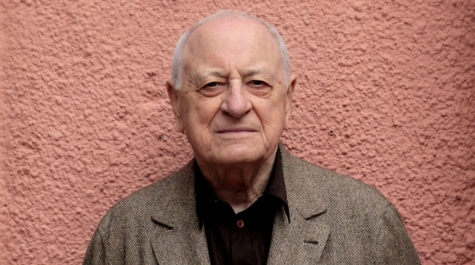 Co-founder Saint Laurent Pierre Bergé Meninggal Dunia di Usia 86 Tahun