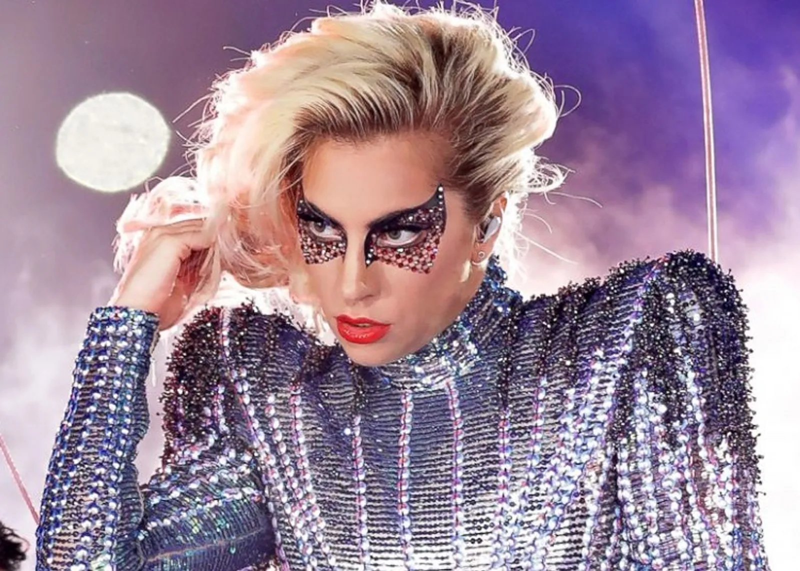 Sakit Kronis, Lady Gaga akan Tinggalkan Dunia Musik!