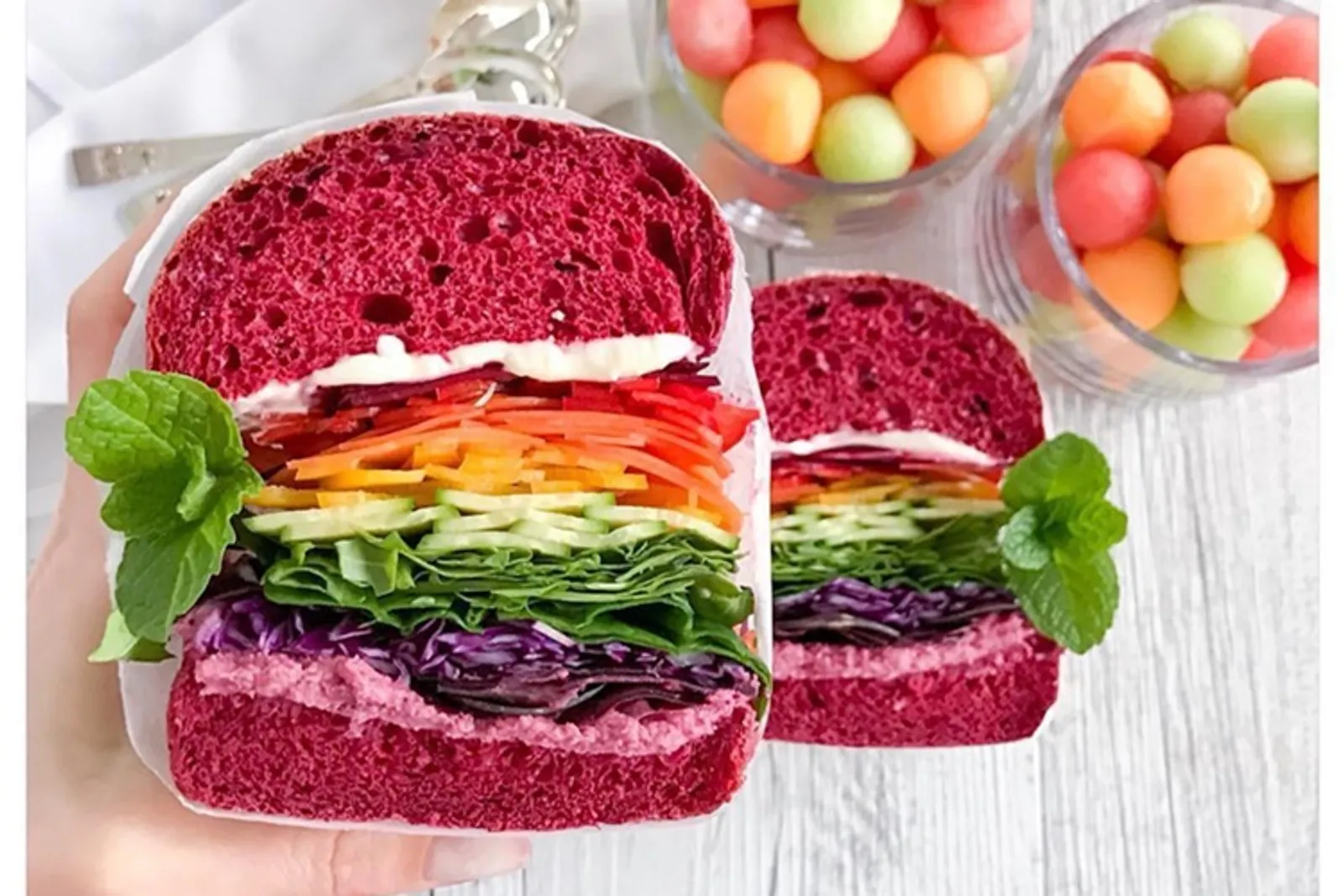 Rainbow Food, Makanan yang Instagramable dan Sayang untuk Dimakan