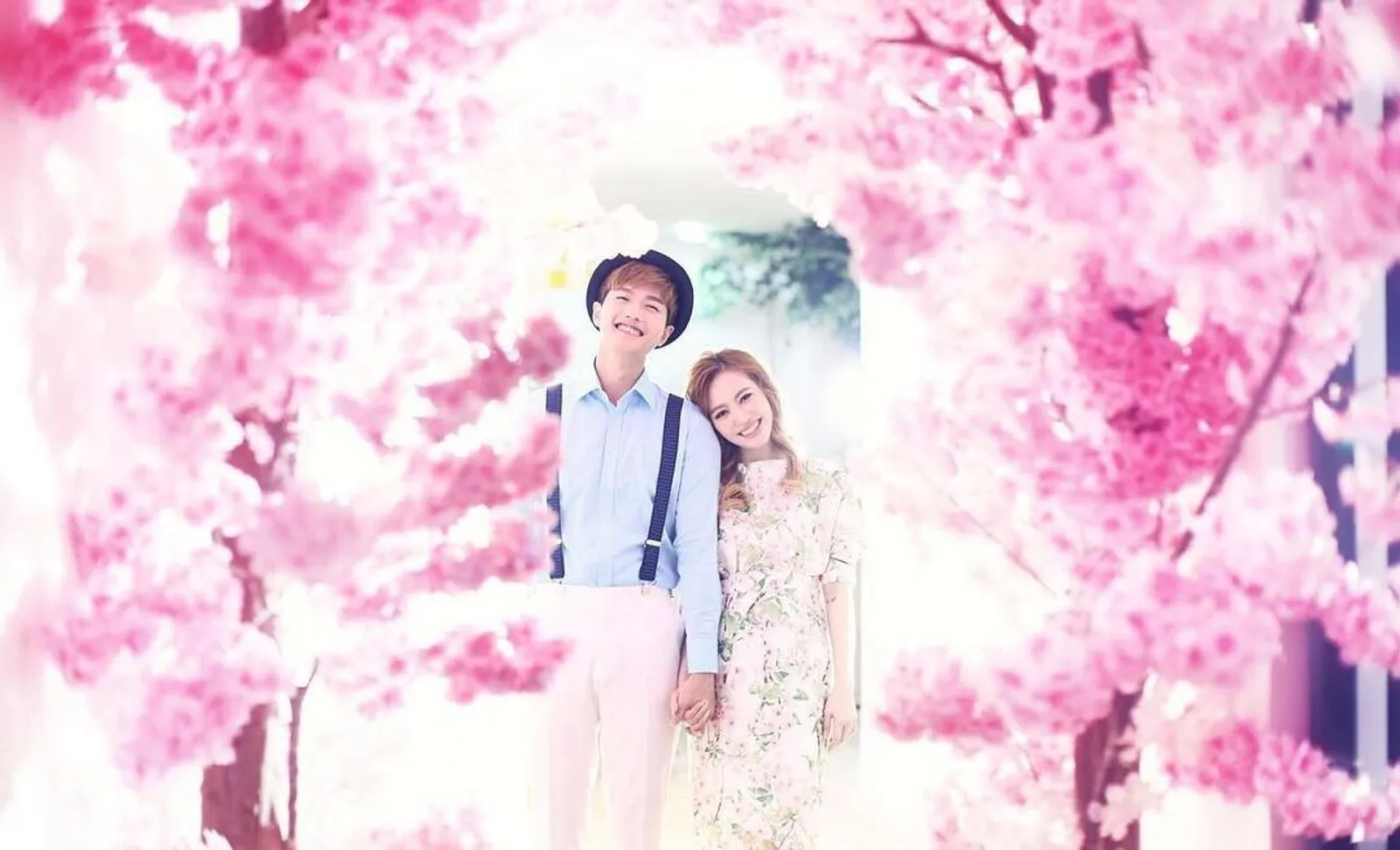 Lee Jeong Hoon dan Moa Aeim Memilih Foto Prewed-nya A la Drama Korea