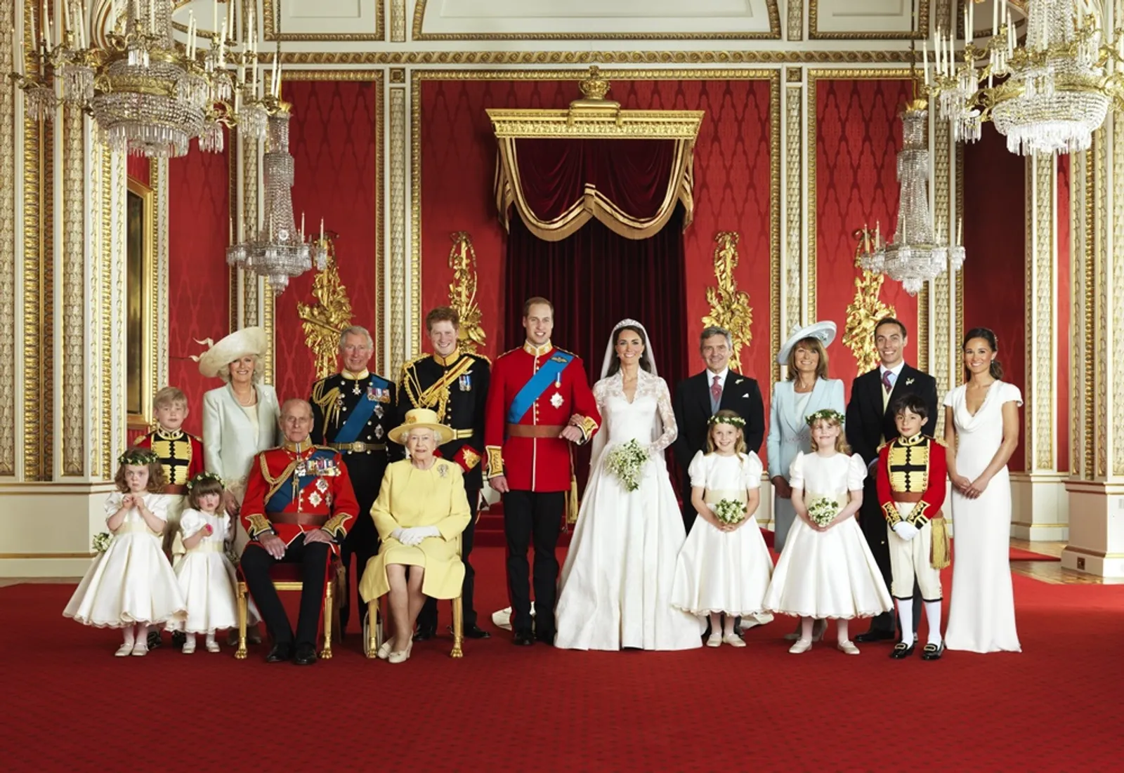 Terkuak! Ini 10 Tradisi Unik Keluarga Kerajaan Inggris