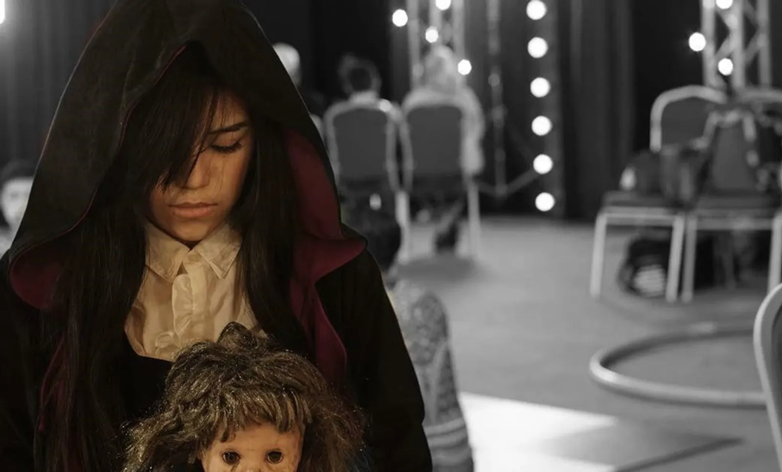 Bukan dari Film Horor, The Sacred Riana Dapat Inspirasi dari Boneka ‘Hidup’ Ini