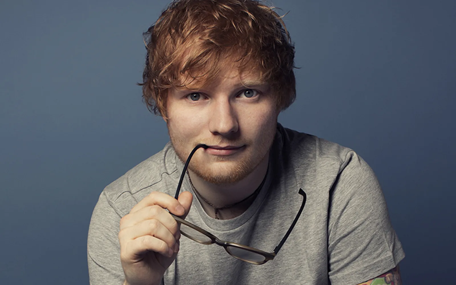 Baru Tunangan, Ini Perjalanan Cinta Ed Sheeran yang Jarang Terekspos Media
