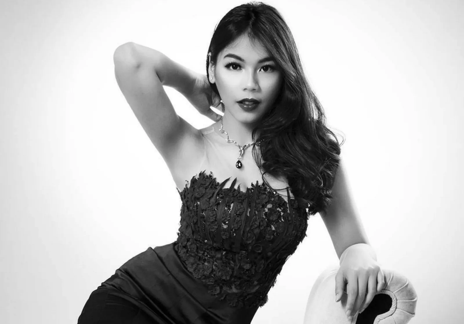 5 Pesona Makeup Miss Indonesia 2018, Alya Nurshabrina