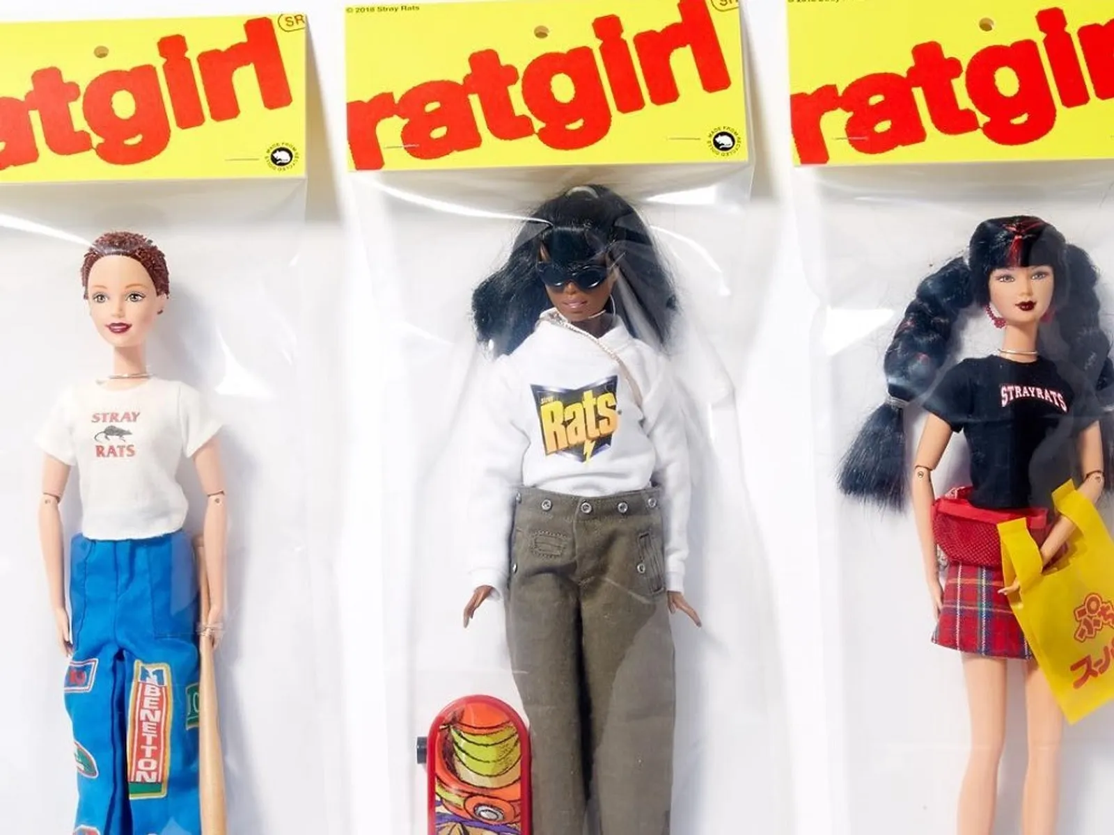 Boneka Barbie Berbusana Streetwear Hasil Kolaborasi Ava Nirui dengan Stray Rats
