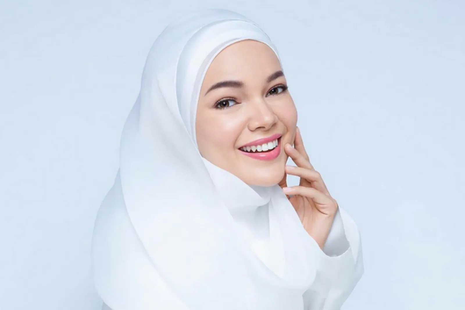 Sambut Ramadan, Ini Tren Makeup yang Patut Kamu Coba