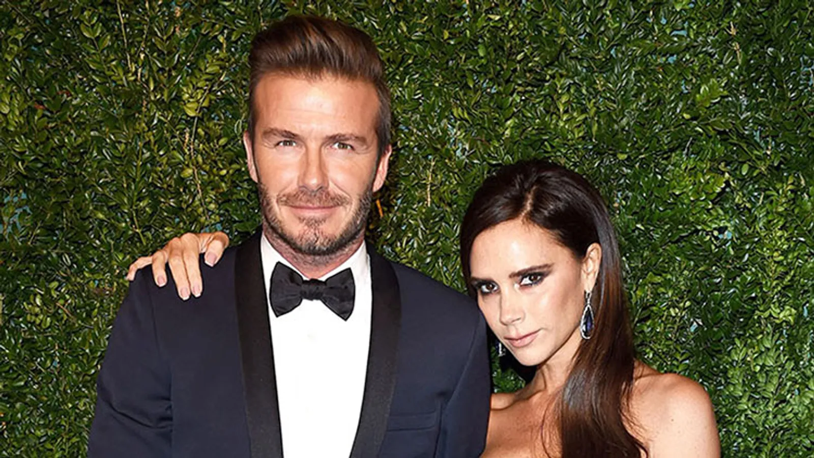 Peduli Korban Teror, David dan Victoria Beckham Lelang Baju Pernikahan