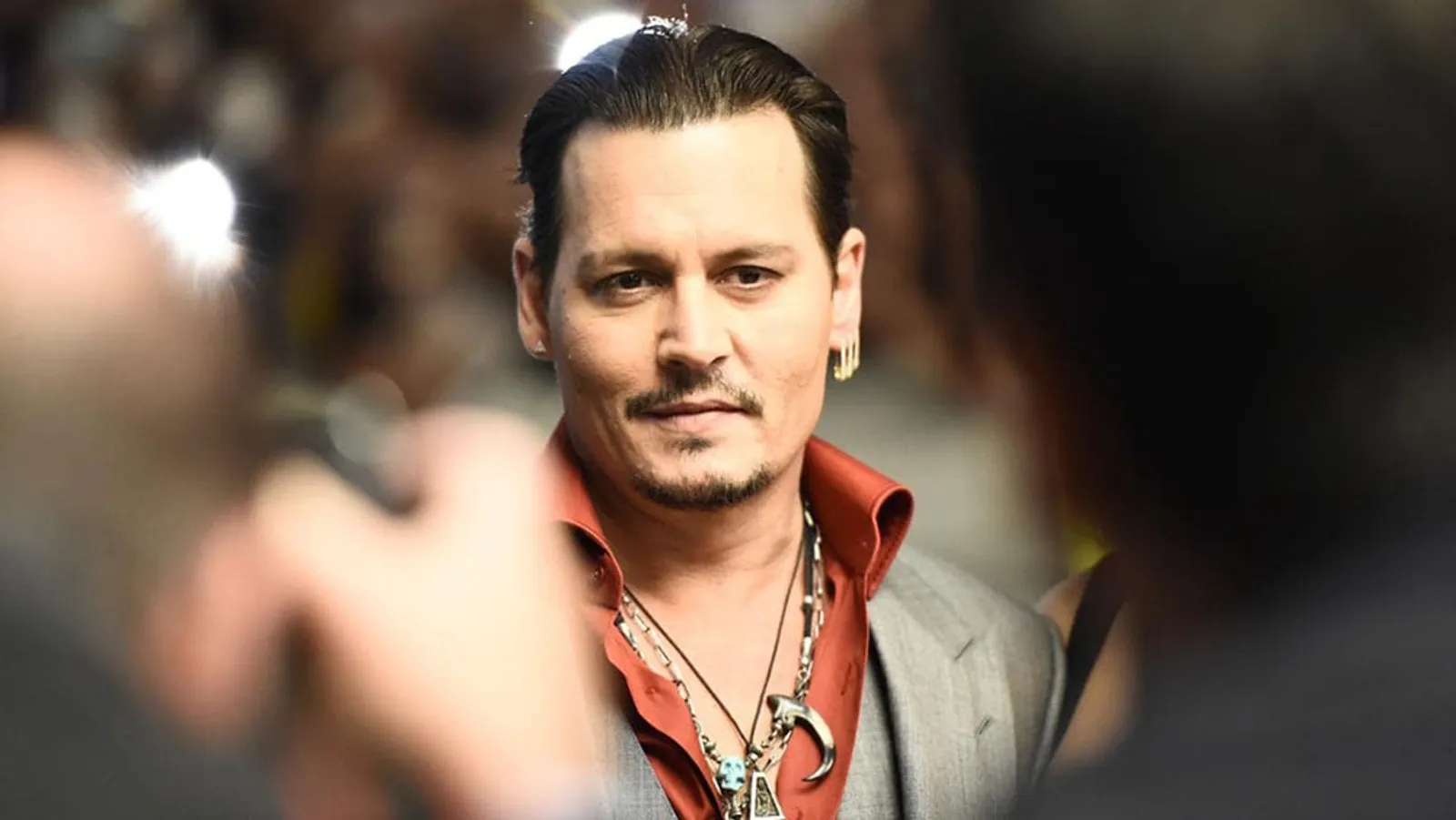 Depresi Pasca Cerai, Johnny Depp Habiskan Ratusan Juta untuk Alkohol