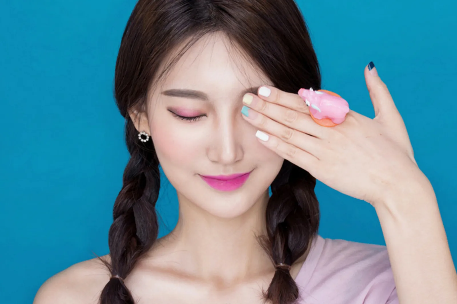 7 Tips Makeup untuk Kamu yang Ingin Terlihat Semanis Perempuan Korea