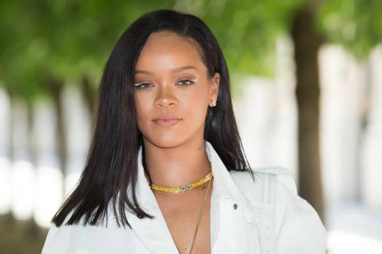 Potong Rambut, Ini Penampilan Terbaru Rihanna