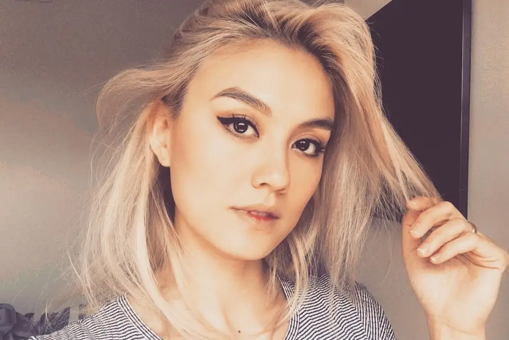 Mulai Terbuka, Agnez Mo Sekarang Pacaran dengan Produser Musik?