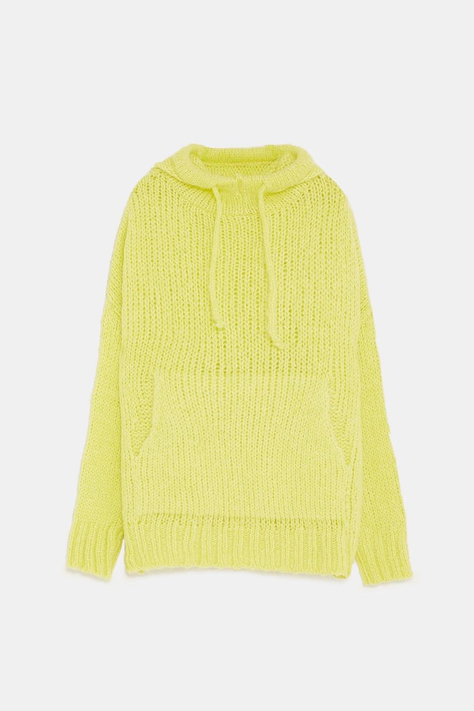 Sweater Warna Vibrant untuk OOTD yang Lebih Statement