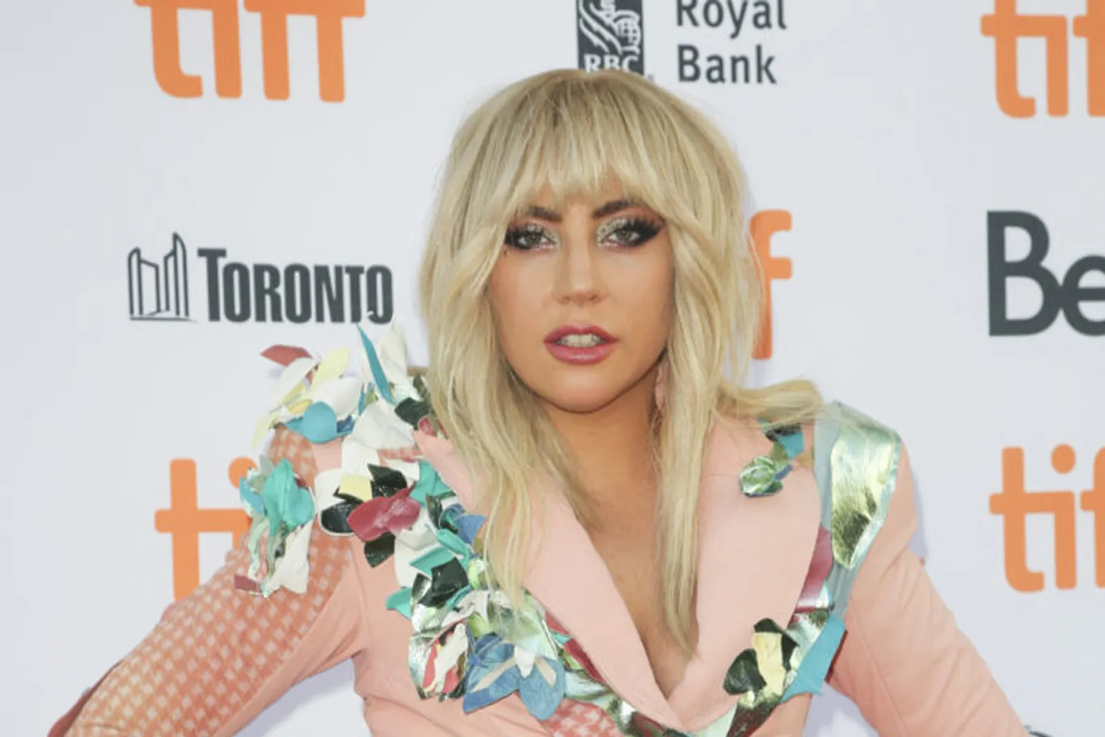 Pesan Lady Gaga tentang Pentingnya Memerangi Bunuh Diri
