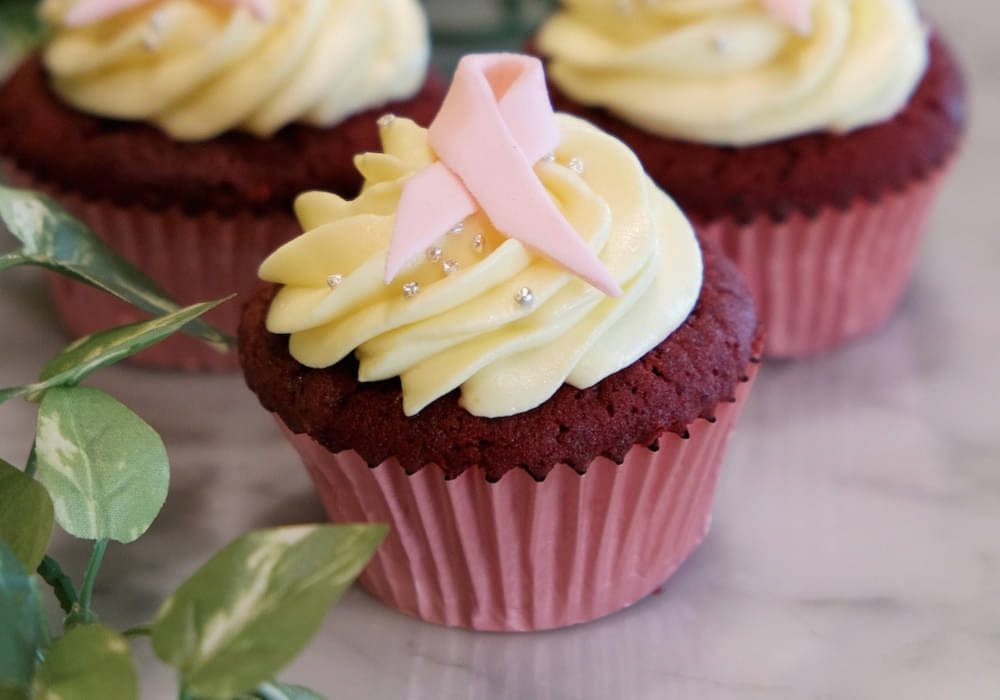 Lewat Cupcake Cantik Ini, Kamu Bisa Bantu Pengidap Kanker Payudara