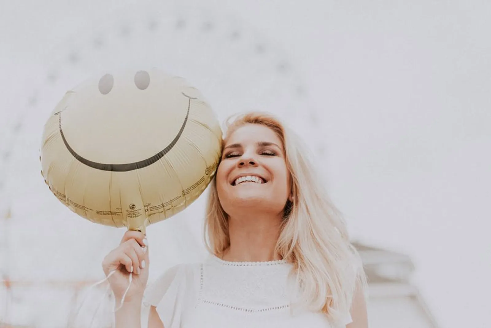 Orang yang Murah Senyum Bukan Berarti Bahagia, Ini 7 Faktanya 
