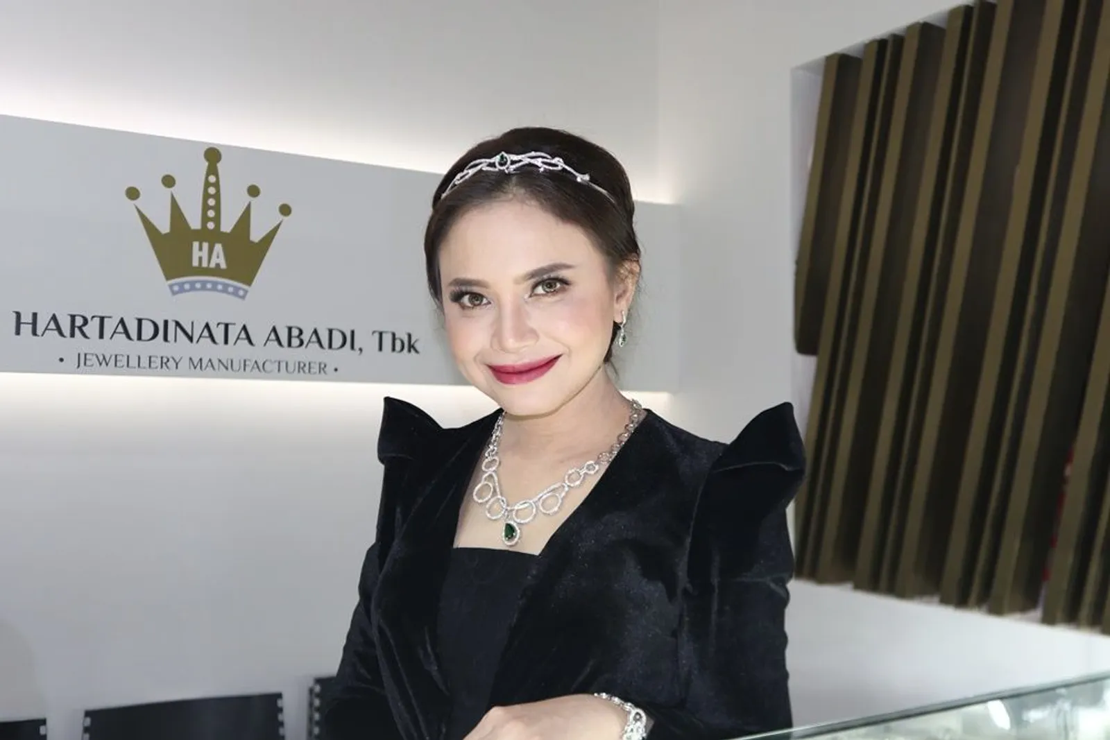 Hartadinata Abadi Gandeng Rossa Sebagai Brand Ambassador