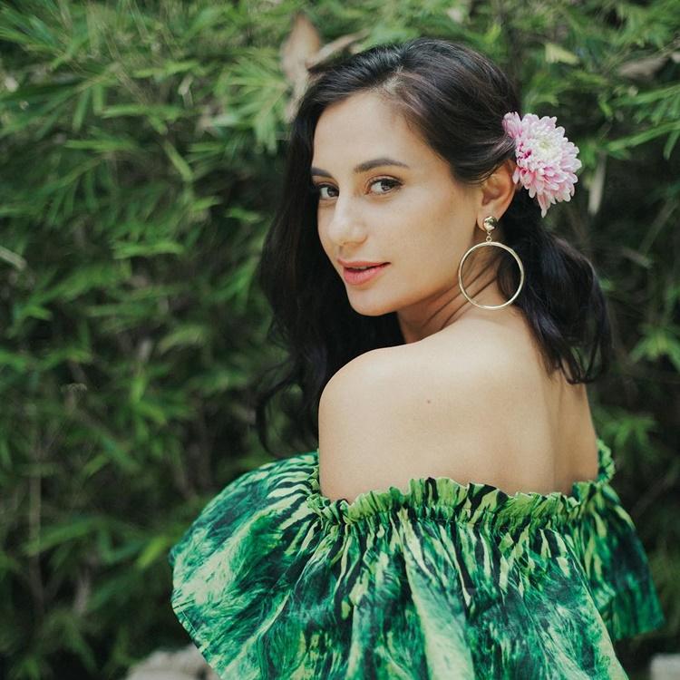 Tamara Bleszynski dan 5 Perempuan Ini Pernah Ada di Sisi Mike Lewis 
