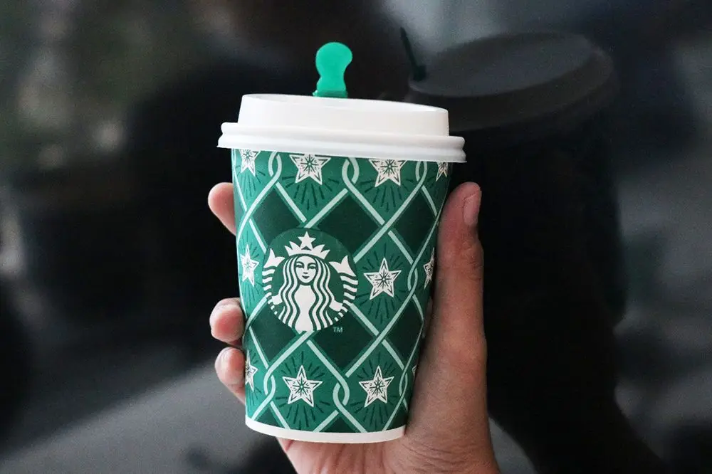 Sambut Musim Liburan, Starbucks Rilis Minuman dan Desain Cup Terbaru