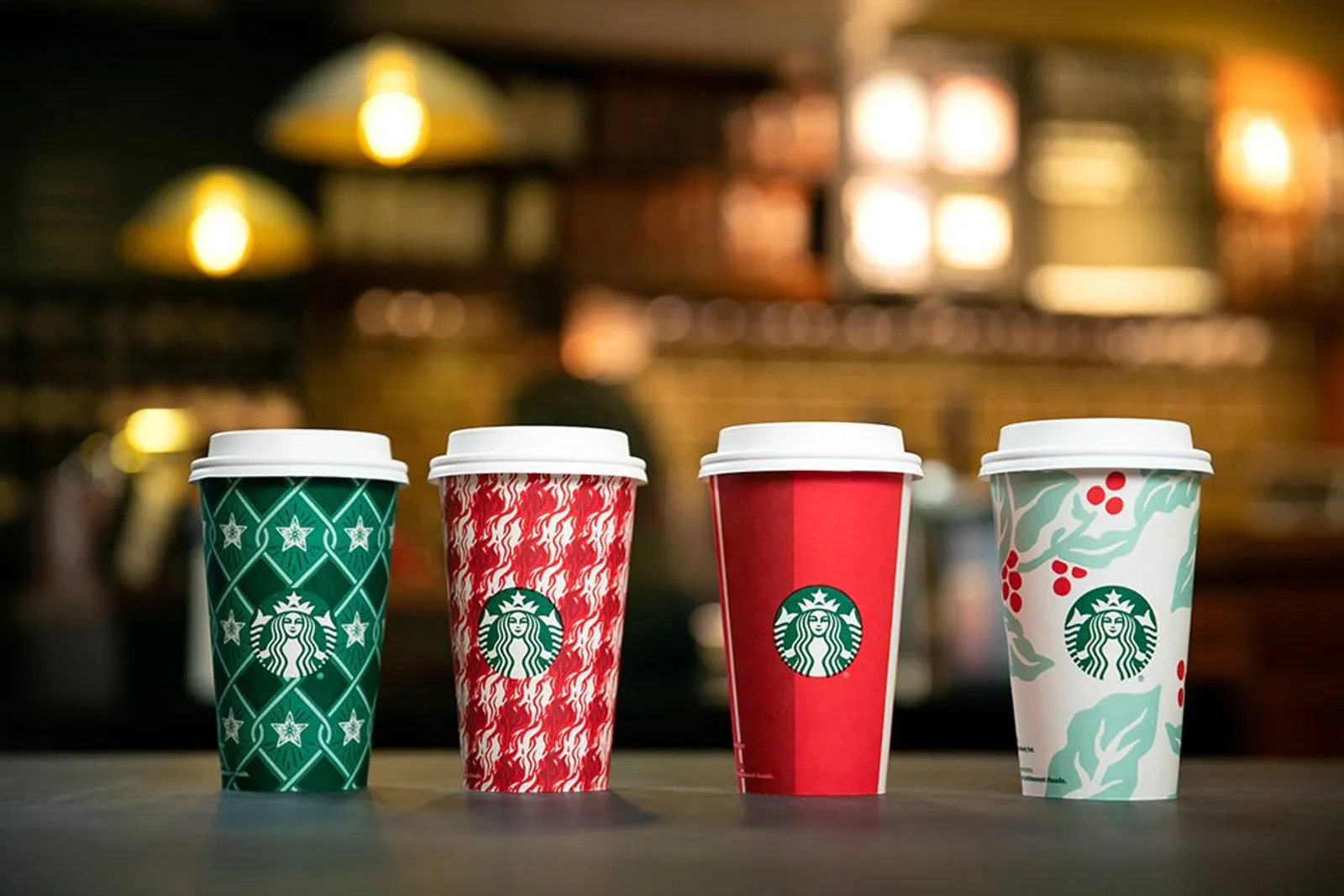 Sambut Musim Liburan, Starbucks Rilis Minuman dan Desain Cup Terbaru