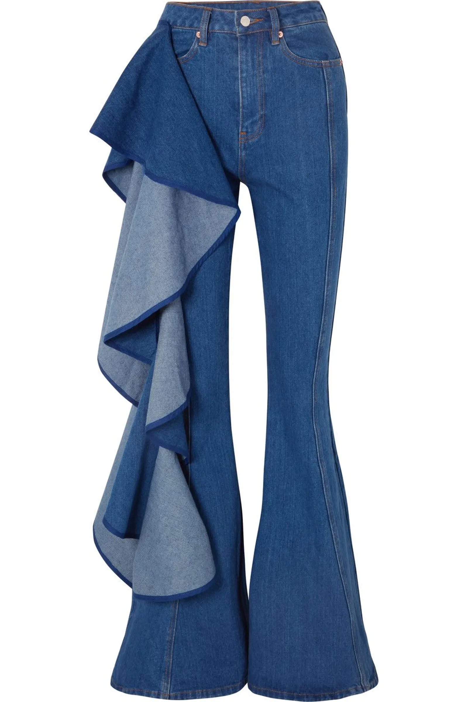 #PopbelaOOTD: Celana Jeans Unik untuk yang Mau Tampil Beda