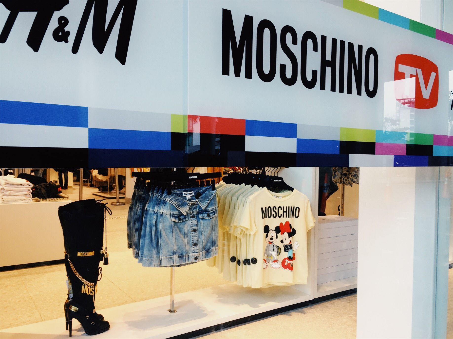 Moschino indonesia discount