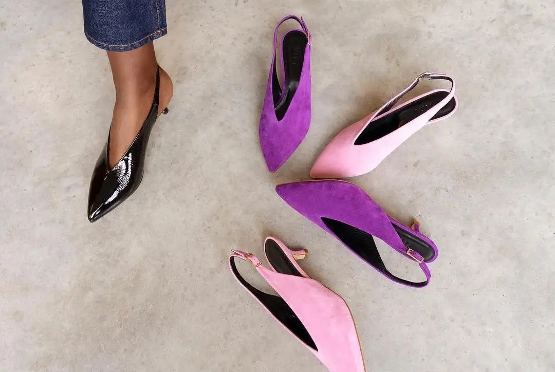 #PopbelaOOTD: Jangan Hitam Terus, Sesekali Coba Sepatu Pink/Purple