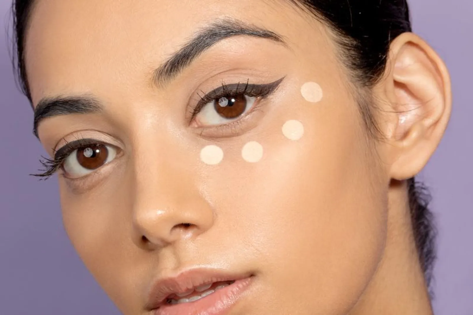 Ini 5 Kesalahan yang Sering Terjadi Saat Menutup Jerawat dengan Makeup