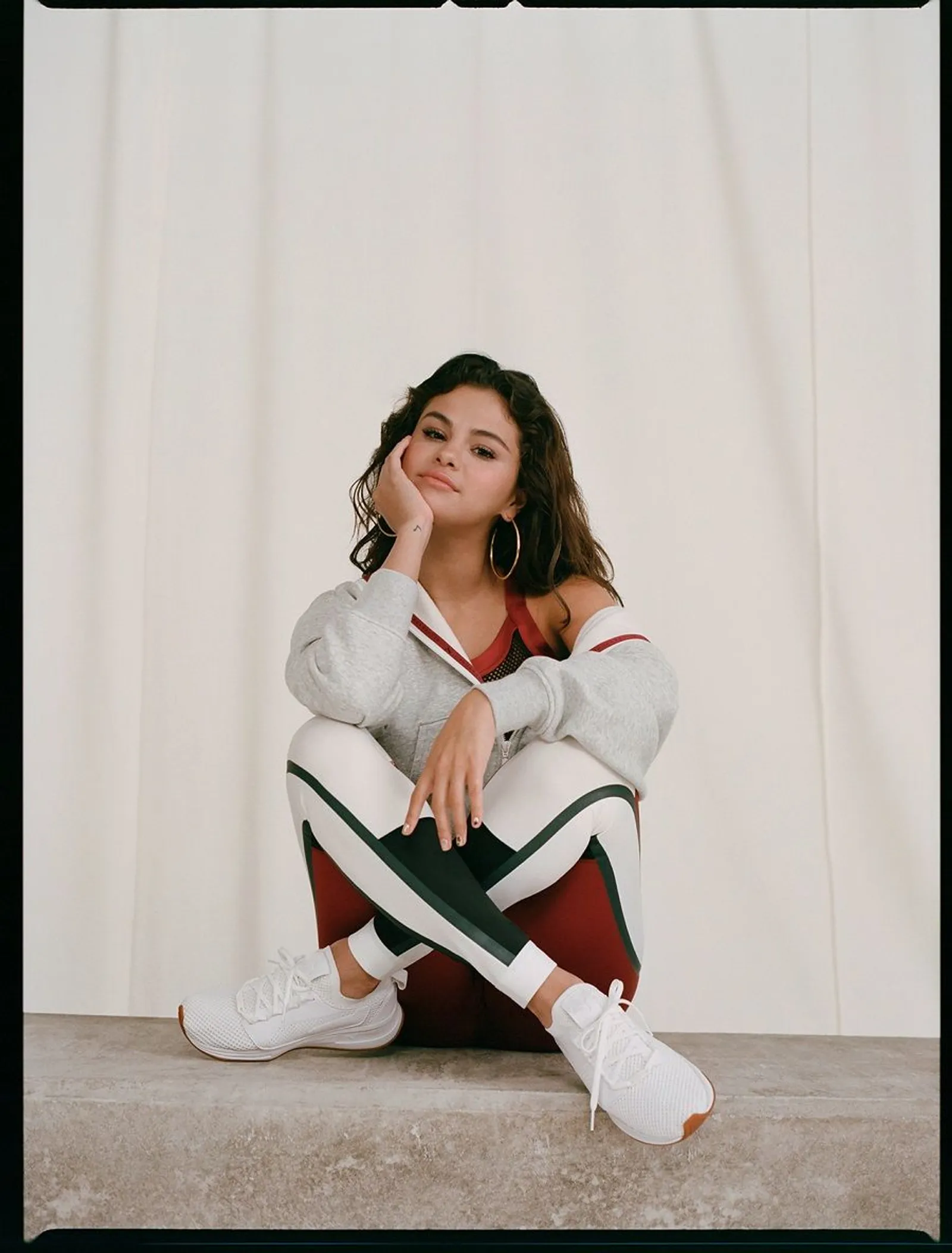 Bertemakan "Strong Girl", Ini Desain Perdana Selena Gomez untuk PUMA