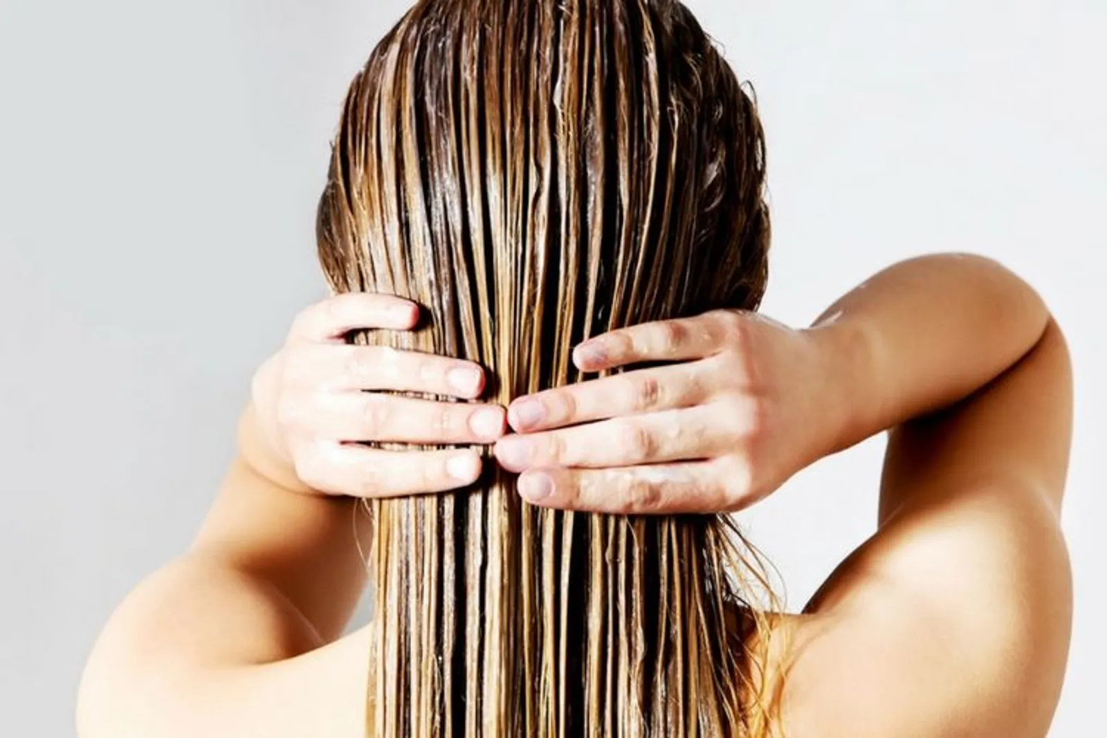 Ini 7 Tips Mudah untuk Merawat Rambut Rusak