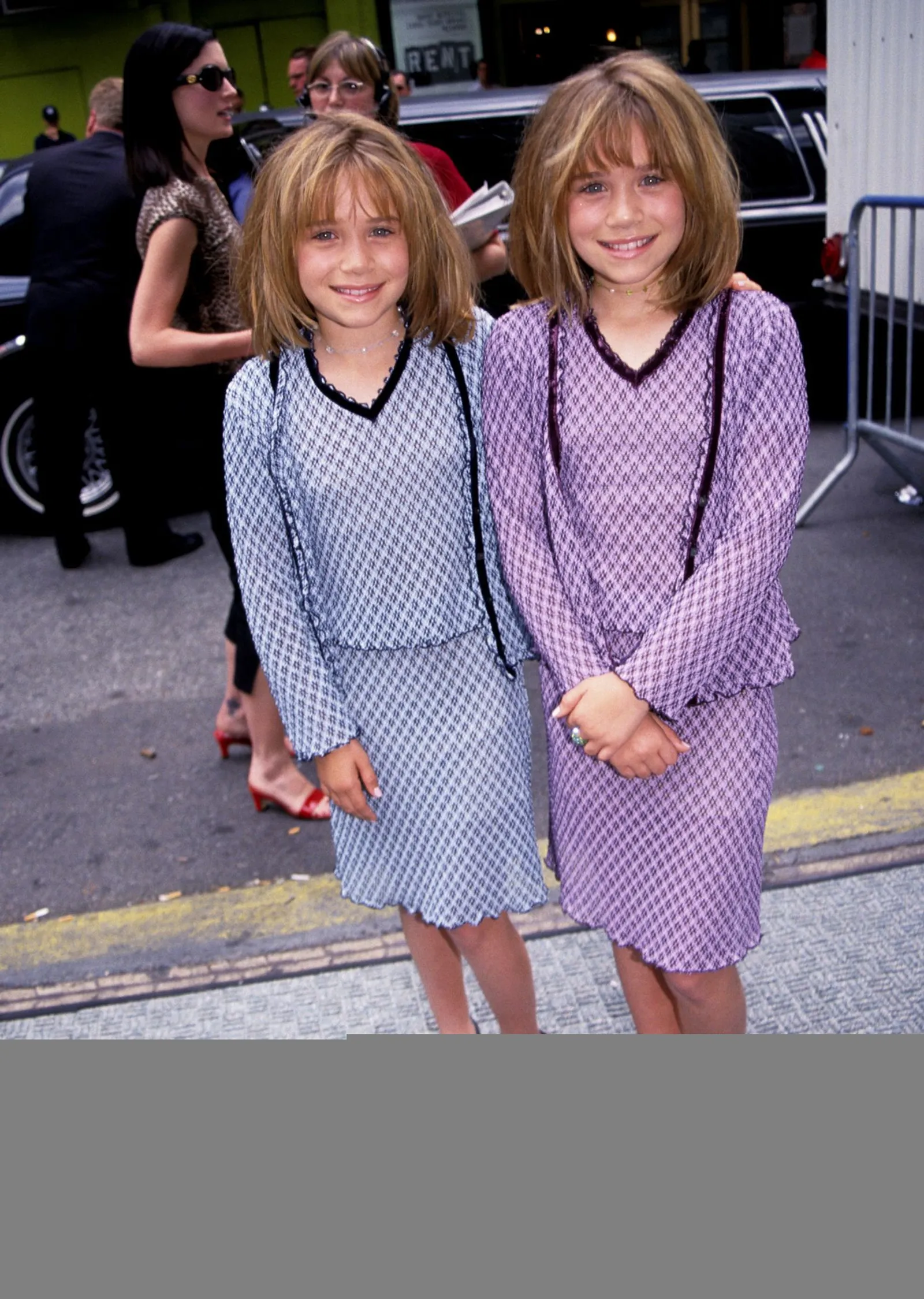 Bikin Penasaran, Ini 10 Fakta Si Kembar  Mary-Kate dan Ashley Olsen 