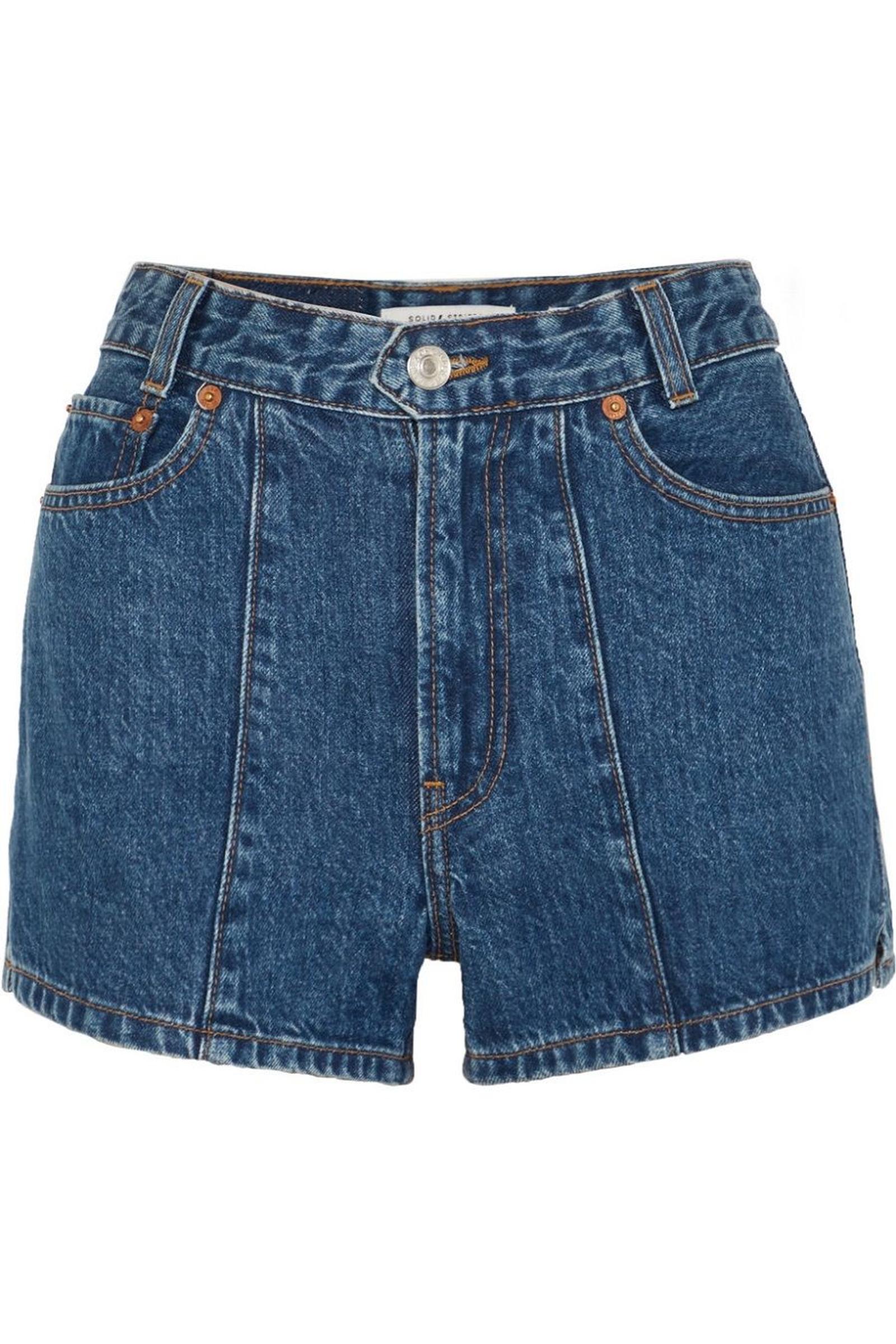 Tampil Santai, Andalkan 7 Denim Shorts di Hari Minggu Yuk!