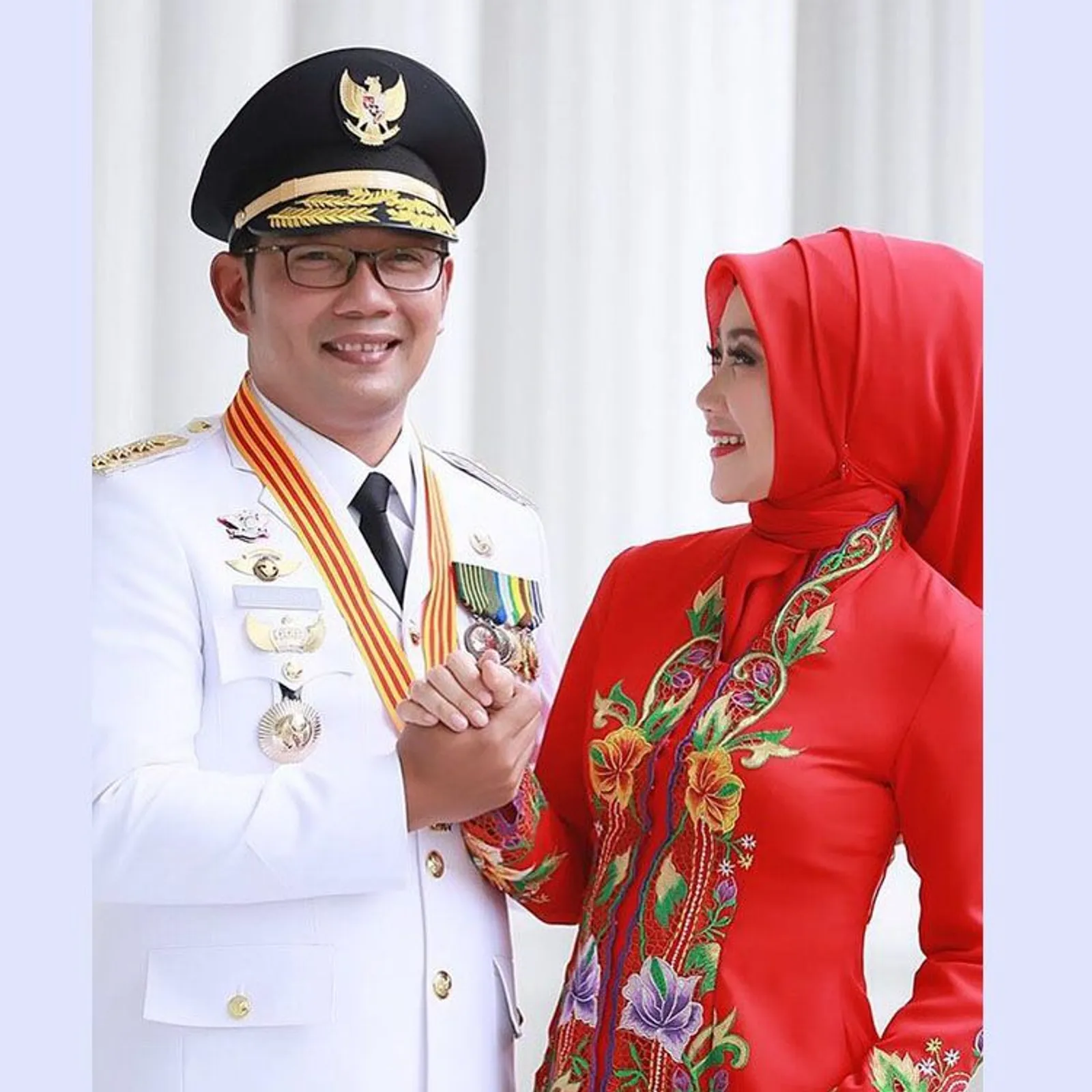 Romantis dan Lucu, Ini Bukti Ridwan Kamil Sosok yang Sayang Keluarga